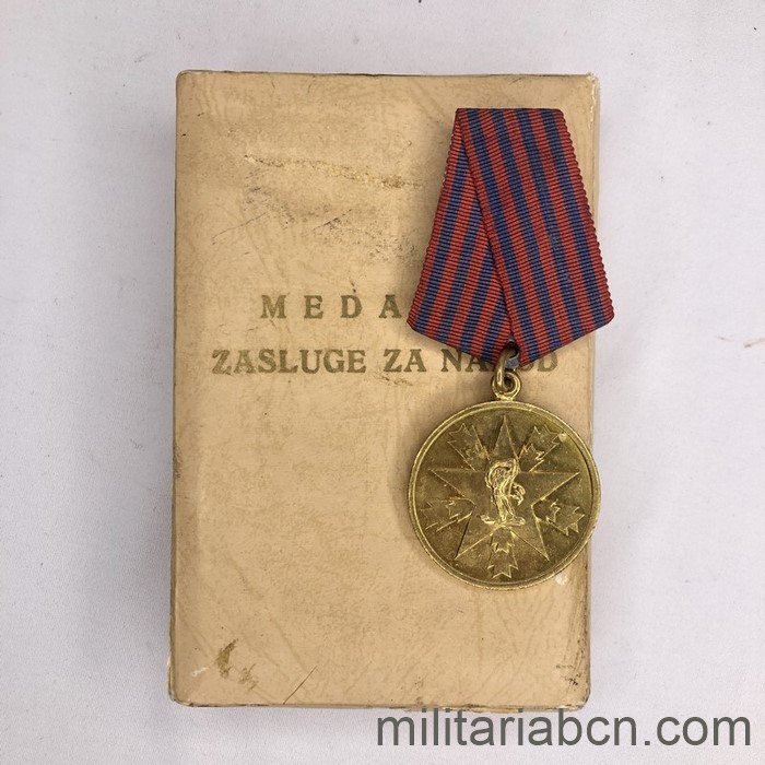 Yugoslavia. Medalla al Mérito Nacional