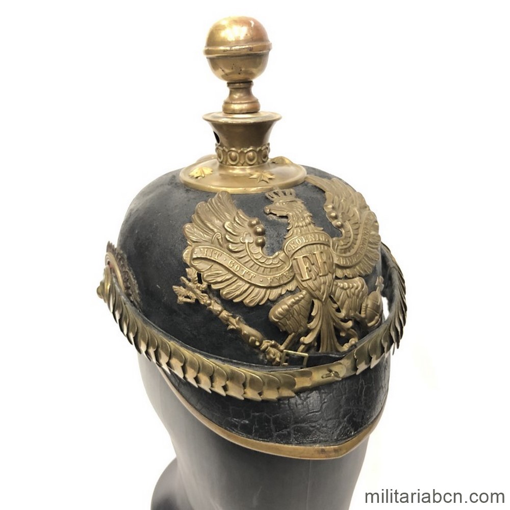 Alemania Imperial. Pickelhaube prusiano de Oficial de Artillería Modelo 1897