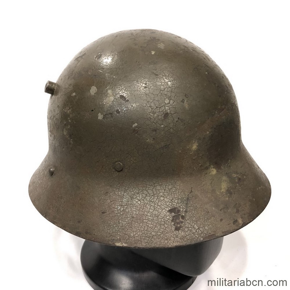 ChChecoslovaquia / España. Casco Vz 30 o M30 checo usado en la Guerra Civil Española. Interior 1926