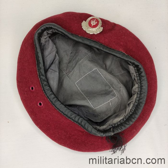 Croacia. Boina roja de las Milicias croatas