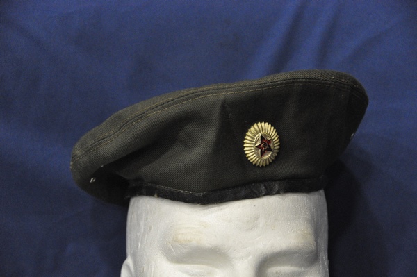 Rusia. Boina verde del Ejército . Marcada 1993.