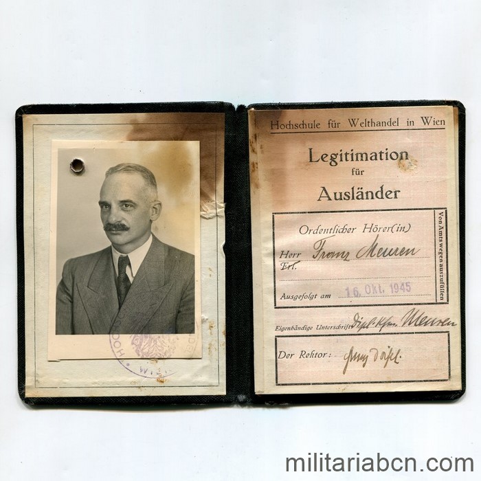 Austria. Cartilla de Identificación de la Escuela de Comercio de Viena. 1945