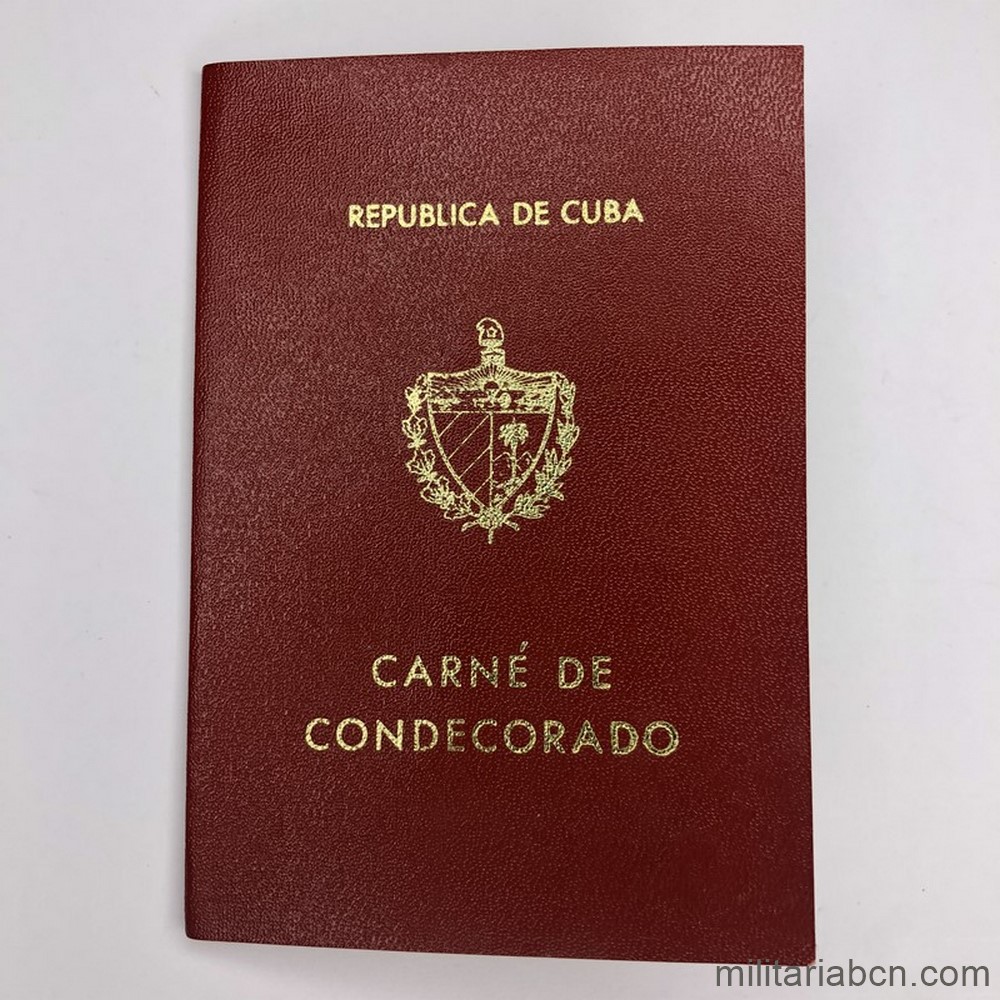 Cuba. Carné de Condecorado con la Orden de Frank País de Segundo Grado
