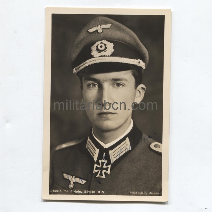 Fotografía Postal del Oberleutnant Heinz Reverchon. Condecorado con la Cruz de Caballero. Photo Hoffmann. Sin circular. Original de la 2ª Guerra Mundial. AUTOGRAFIADA