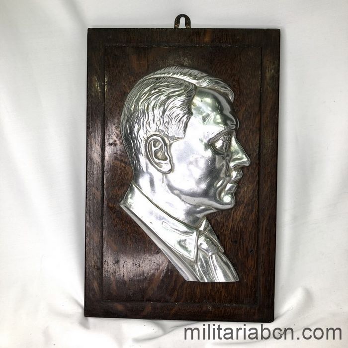 Alemania III Reich. Placa con la efigie de Hitler