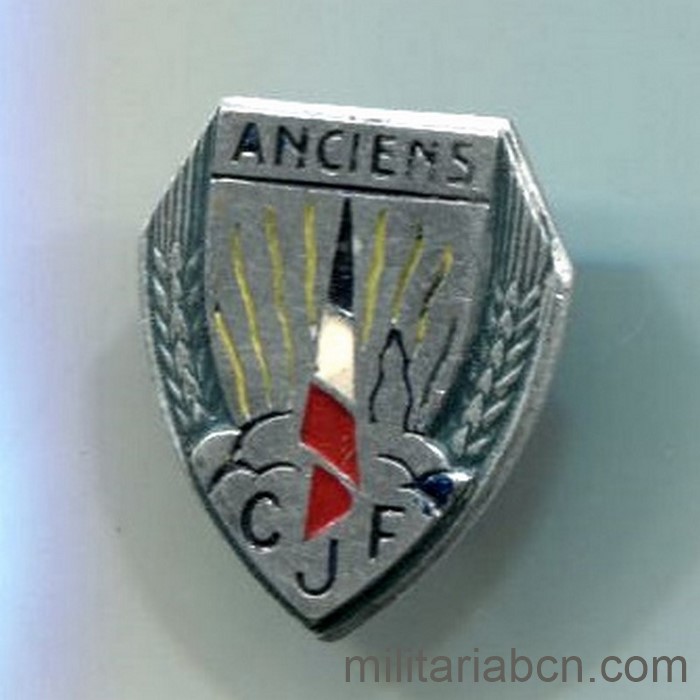 Francia. Insignia Anciens Chantiers de la Jeunesse Française. 22 x 18 mm. 1940-1944.