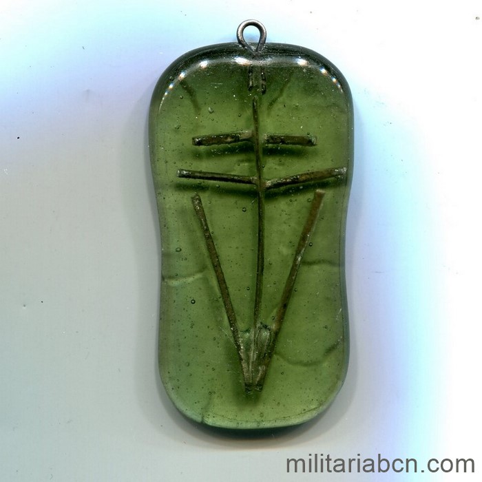 Francia. Insignia de la Resistencia francesa y la Liberación. Vidrio verde. 1945. 48 x 26 mm.