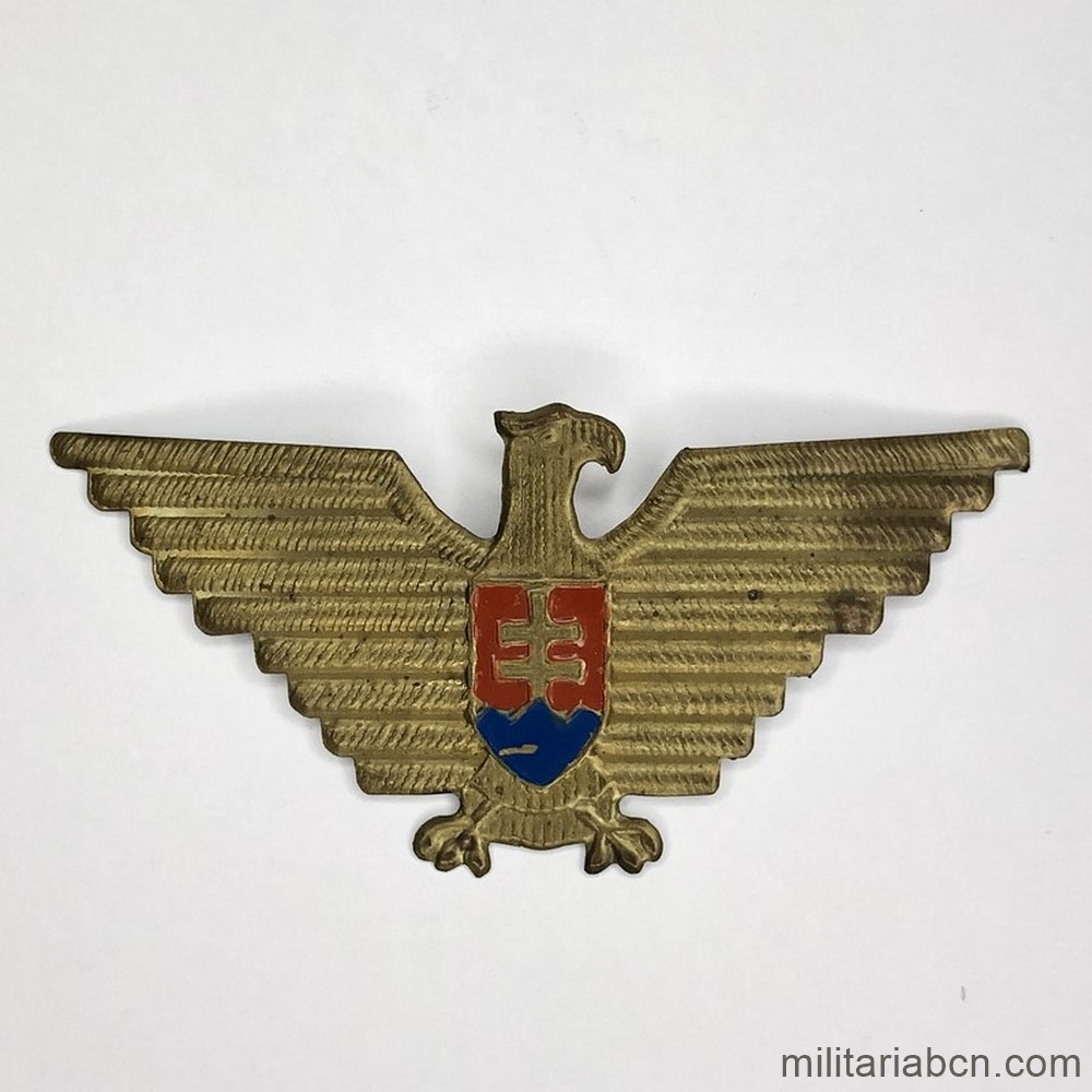 Eslovaquia. Insignia de gorra de Oficial del Ejército. 2ª Guerra Mundial.