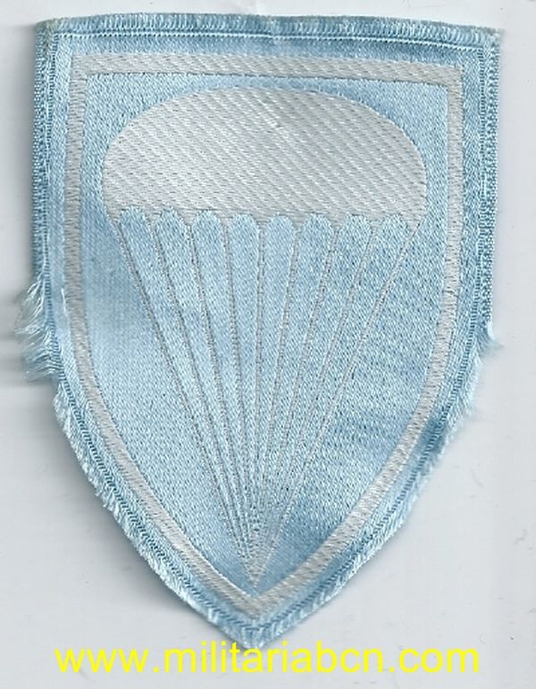 Insignia de brazo del Ejército Yugoslavo de la época comunista. Paracaidistas.