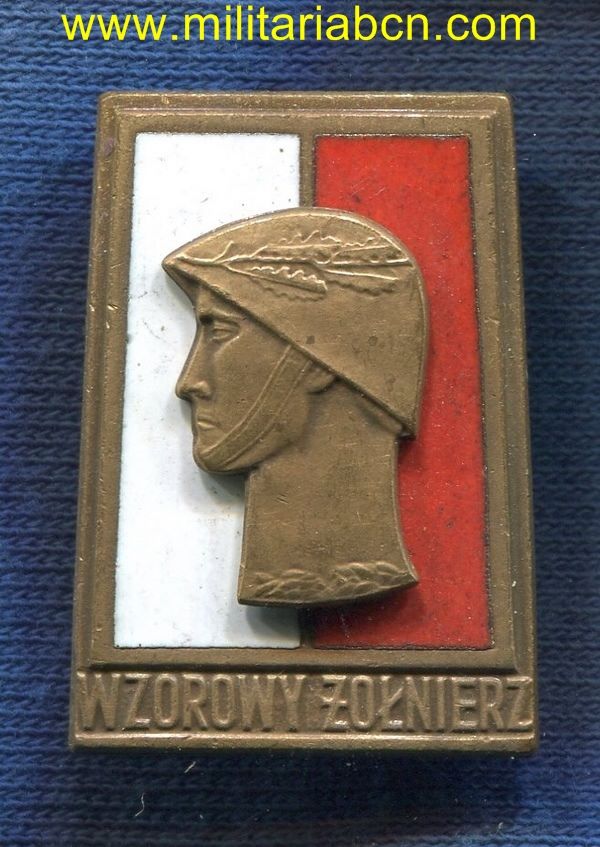 Polonia.  Insignia Soldado Ejemplar.   Versión bronce.  Época Comunista.