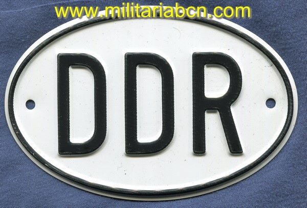 Placa identificativa nacional de los vehículos de la DDR República Democrática Alemana 1989.