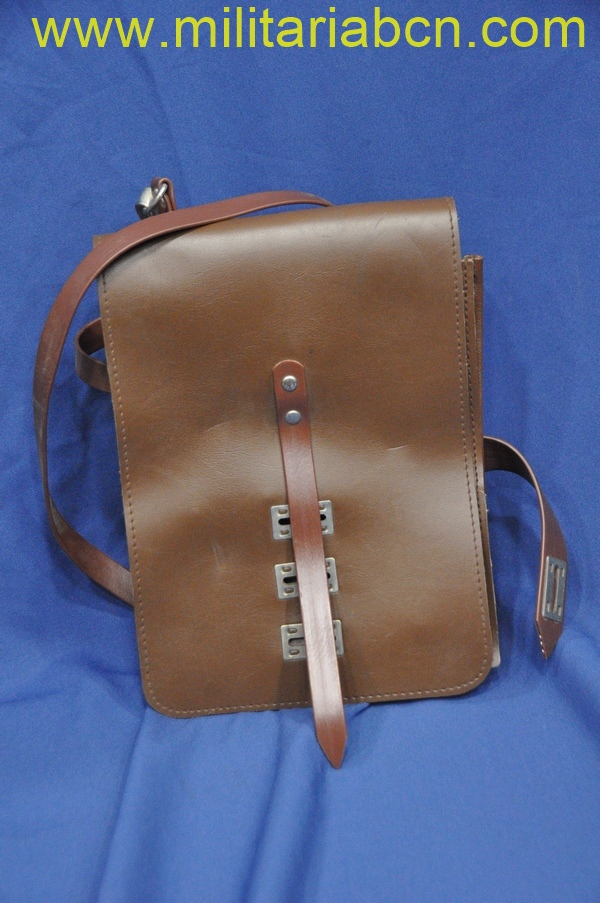 DDR República Democrática Alemana. Portamapas de Oficial del Ejército. Años 80.