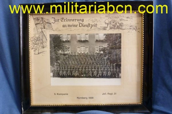 Fotografía de la 5ª Compañía del 21 Regimiento de Infantería de la Wehrmacht. Nürnberg 1938. Con marco de origen.