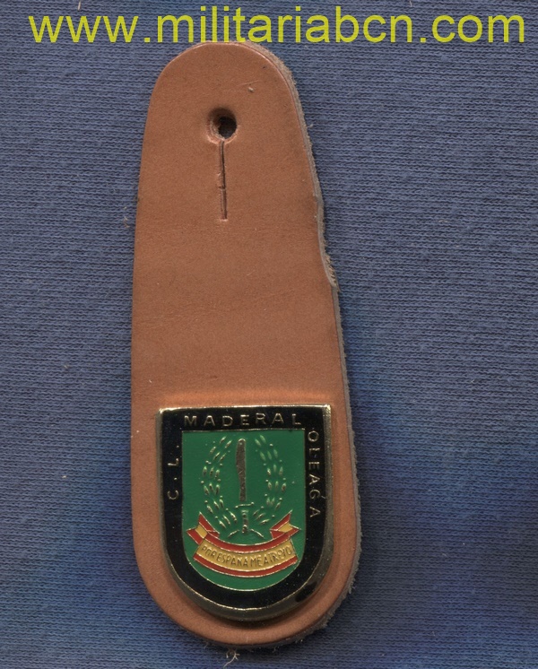 La Legión.   Pepito o insignia de pecho. BOEL Bandera de Operaciones Especiales de la Legión.