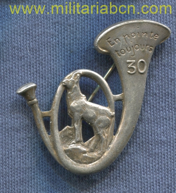 Insignia. 30 Bataillon de Chasseurs à Pied. Drago Paris H127.