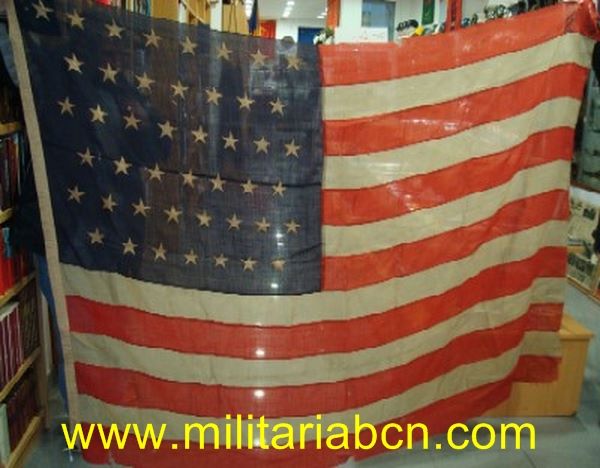 Bandera. Estados Unidos. 45 estrellas