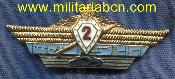 Cuba. Oficial del Ejército cubano. Insignia de Calificación Especialista Combinado en armas. Período Castro. 2ª Clase.
