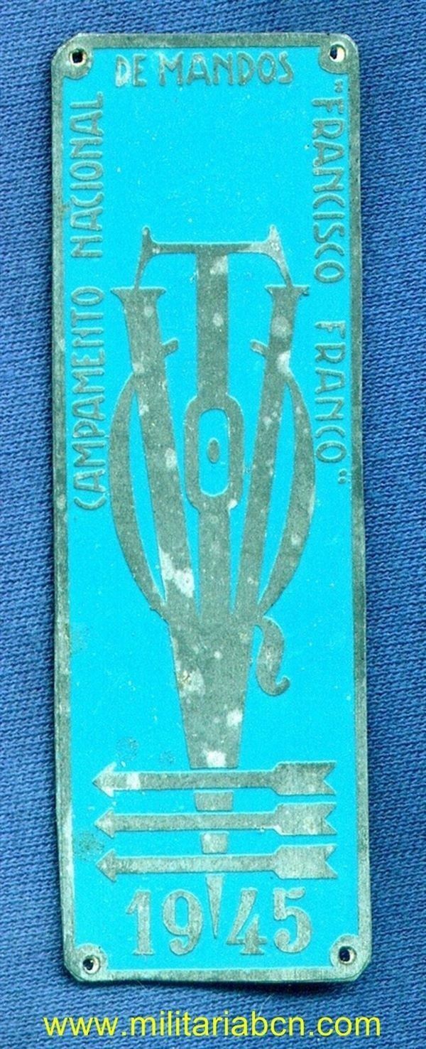 España. Insignia del Frente de Juventudes. Campamento Nacional de Mandos Francisco Franco 1945..