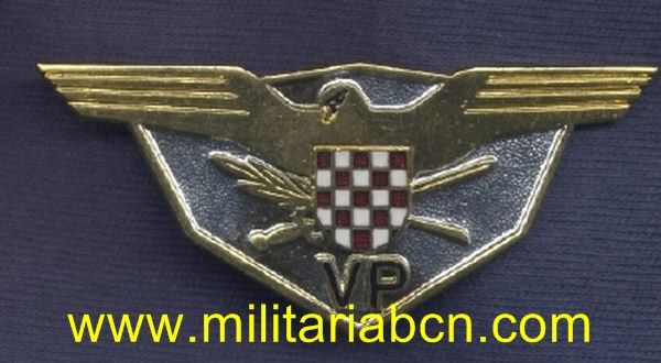 Guerra de los Balcanes. Croacia. Insignia de la Policía Militar Croata del HVO en Bosnia. Fabricada por Ikom